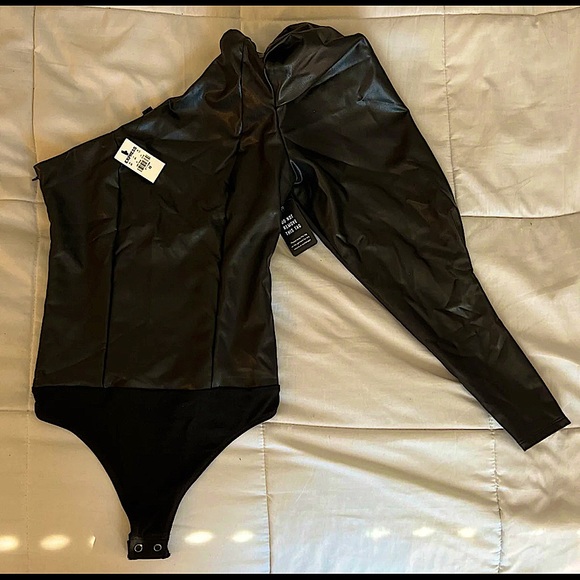 Express XS Faux Leather Bodysuit - Picture 1 of 5